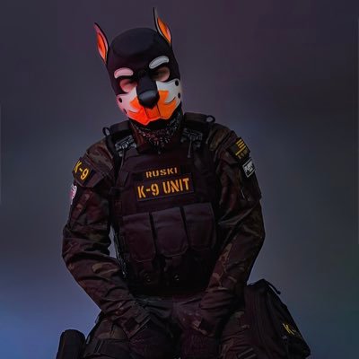 Gearhead. Tactical Puppy. Leather Doggo. Prisoner Pup. Sub/ sometimes Switch. Beta to @jockwolf2 Kinky f🖕ker all around 🐶😈🤍🐾⛓️👀😏