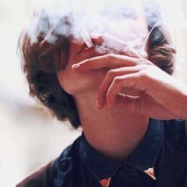 yoo9yo1's profile picture. "ليس البقاء لمن سَبَق،إنَّما البقاءلمن أُستؤمن فصَدق"                                                                 "مرُّوا بِسلام،إنْ لم تنفعوا لاتضرُّو"