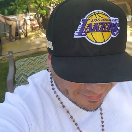 Documenting my journey. 🎧/ Hip-Hop, R&B/ Dad x3/ #LAKERS ×17 🏆🏀/🥊/AZ Cardinals🏈/Hiker 🥾/Movies 🎬/ Gen X/ 2nd generation Mexican-American 🇺🇸🇲🇽 (IND)