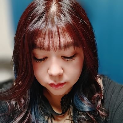 @AndeV_officialのSTAFFです🐱
A’ndeVの出演依頼等はDM下さい📨
@VARIETY_ikaruga 斑鳩のMgrです🪽🖤
ネイリストでもあります➝@donaldo93x
ライブの撮影📸練習中!
駆け出し中なので📸依頼も承ります!DM✉️まで♪