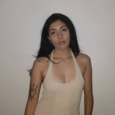 valenmf_'s profile picture. ⋆✴︎˚｡⋆