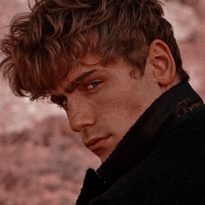 come to me. come to me. a guardian angel, a spirit of comfort, a spirit of any celestial sphere, anything, hear my call. ⠀ ⠀⠀ ⠀ 。 ⠀ 。 ⠀ 。 ⠀⠀ 𓆗 ⠀⠀