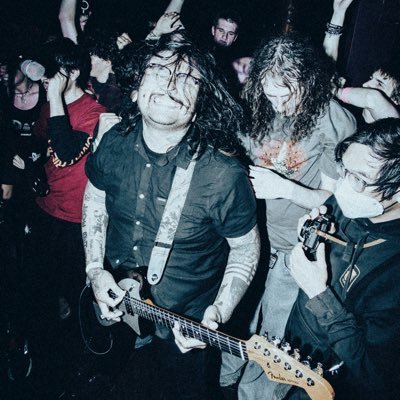 chicago | screamo communist agitprop: @itsnamewasepyon @iwanchicago @bloomdreamband deathandserenity. PHOTOS: @_GHOSTFINDER
