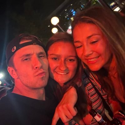 RyanArmour_'s profile picture. Elon Alum