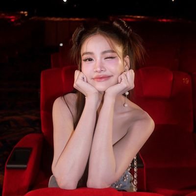 Hart_N12's profile picture. Engfa waraha🤍 
Charlotte austin🤍
🐶Englot🐰