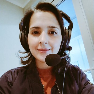 📺 Periodista/Comentarista en ESPN
🎙️Relatora en Mediapro
⚽ Exfutbolista (Zulia FC)
🖥️ Creadora de @mundopelotanet
📚 Licencia PRO DT @menottiescuela 👩🏫