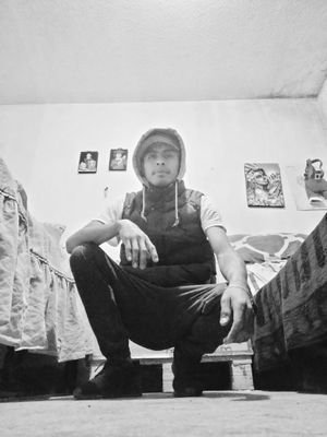 Hola ando en busca de mujeres que quieran cojer rico y que quieran sacar me la leche yo hombre de 28 años de zona Azcapotzalco y megustaria conocer mujeres o