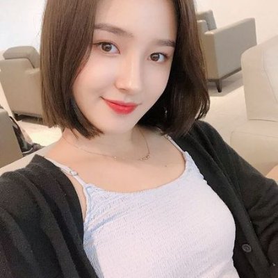 LydiaWilli57811's profile picture. 