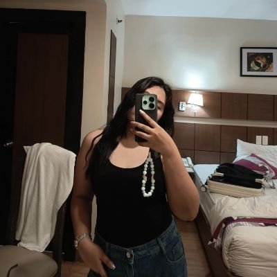 mariamelizza_'s profile picture. 