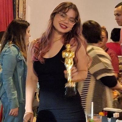 mulher meio bicha meio mistica
atendo com tarot
saúde coletiva-ufrj