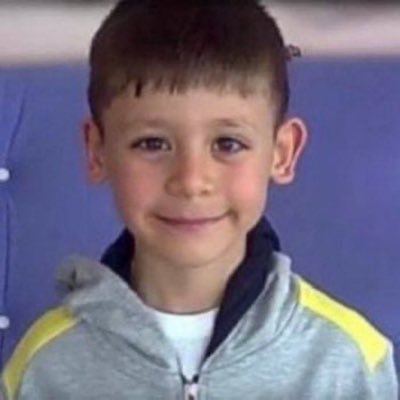 f_yuzarss's profile picture. 