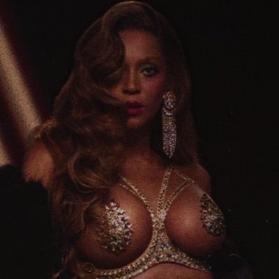 O rodeio acabou.
Mas relaxa bebe que é hora do rock
#Keria
BEYONCE