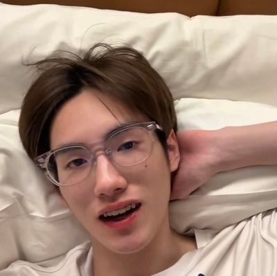 (personal account) — my cutie pie @cwrnew ᵐᵉᵒʷˎˊ˗
you are my type @winmetawin @phutatchai ♡