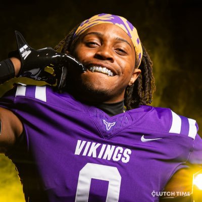 🅦🅡/🅓🅑 (T&F)Valencia High School/Offensive 2nd All Team Mission League/||C/O 2026/5’9 175lb https://t.co/X7DCac6lZH NCAA ID# 2502515147