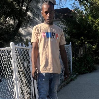 New Content creator 🎥 🎦 Content creators follow💰 😁 my DMs open Chiraq 📍