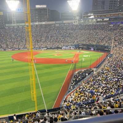 阪神ファン歴13年🐯 森下翔太1 熊谷敬宥4 前川右京58 03世代、阪神ファンの方、現地観戦等はまだまだ少ないですが、毎日テレビやDAZNで観戦してます! よろしくお願いします!
