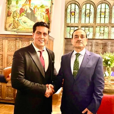 CEO SM Tv Global https://t.co/3JC423y7gJ
🇵🇰🇵🇰🇵🇰 🇵🇰🇵🇰🇵🇰بانی و صدر استحکام پاکستان اوورسیز فورم