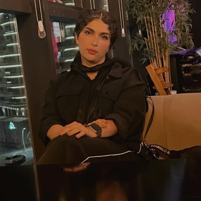 bzhra28's profile picture. دیدی یجاهایی هست نمیتونی؟من ی چند سالی هست نمیتونم:(