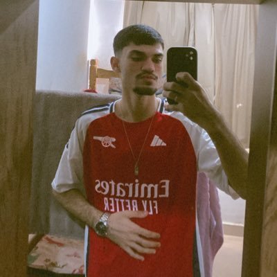 21y || Mineiro 🇧🇷|| “Silencioso, mas focado no meu corre.”
