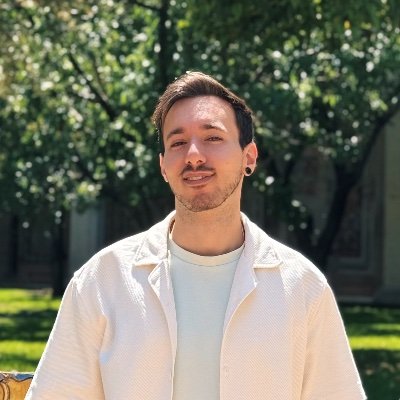 Instructional designer @ Tesla, formerly design mentor @ Apple Developer Academy.