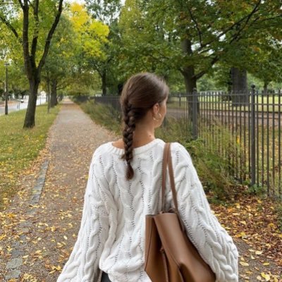 maryamsdaughter's profile picture. فاقد ارزش و محتوا