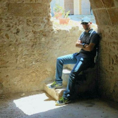 m1chelange1o's profile picture. Teacher🧑‍🏫
Photography lover 📸 
Cognitive Neuroscience enthusiast💡