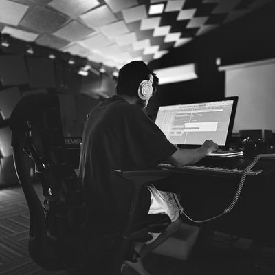 Everything About @anirudhofficial 🎵 Right Here - #Albu_Den 🎸 #LIK #Magic #Indian3 #JanaNayagan #TheParadise #Jailer2 #King & Many More 🥁 || #Anirudh35 👑 ||