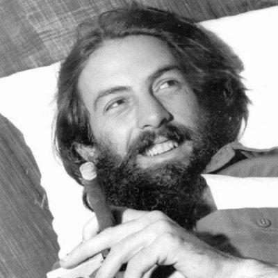 CamiloCienCuba's profile picture. Il suo mito, però, permane immutato nel cuore del popolo cubano.