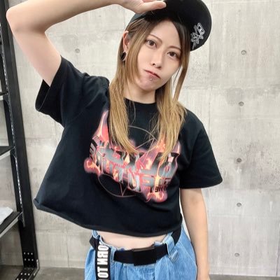 STREET ARTS(@STREETARTScloth)スタッフ(153㎝)/絵が好き描いてます/絵垢→人(@aina_e_dayo)動物(@aina_e_kemodayo)