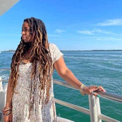 Spiritual Guidance 🌟 Tarot/Oracle Reader🌟✨ Psychic 🌟 Astrology & Spiritual Healer 🔮‼️ONE & ONLY PAGE-NO BACKUP 💕 BEWARE OF SCAMMERS ‼️DM TO BOOK ❤️