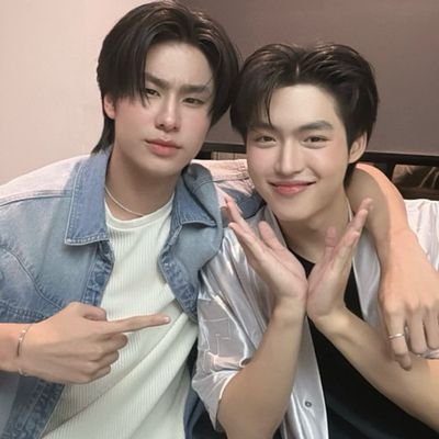 LukeMick0406's profile picture. edit vd for LukeMick~

@simbihnin (fangirl life)