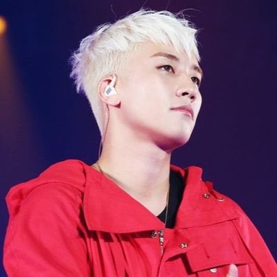 thao_ngne's profile picture. tiktok: thao._ngn
ig: thao.ngne
fb: Thu Thảo

OT5 | bias Seungri
08 | 🇻🇳