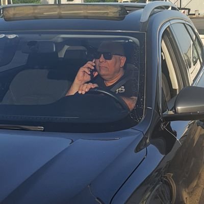 انا ضد اي شخص طامع بلبنان ١٠٤٥٢كلم٢ مين ما كان يكون انا ضد اي شخص لا يحترم مؤسساتنا العسكرية وعلى رأسها الجيش اللبناني انا خي المسيحي وضد المسلم المتطرف .