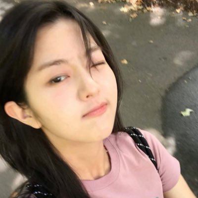 말씀드리는 순간 담장 넘어갑니다