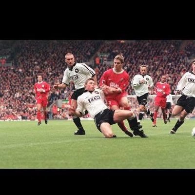 Retired professional footballer. Derby, Blackpool, Bristol Rovers & Cheltenham. Partner @ Evans & Elliott Building Contractors 🐏 Since I was young 🙌🏻 🐏
