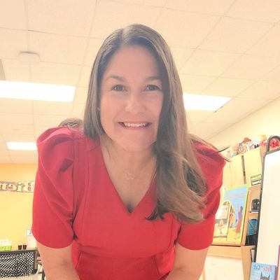 Dual Language Kindergarten Teacher, SWT Alumni, Wife, Baseball Mom 🍎 🐾 ⚾️