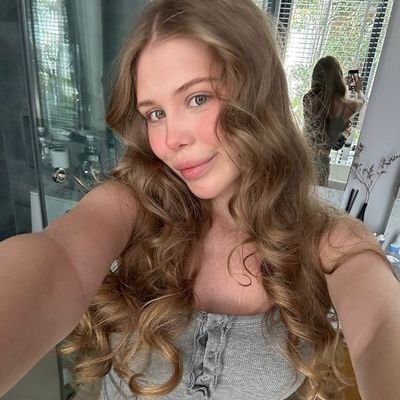 Je m'appelle Nicole je suis disponible pour les plan de sex payant si vous êtes intéressé venez sur l'application zangi mon numéro zangi : 1079461625