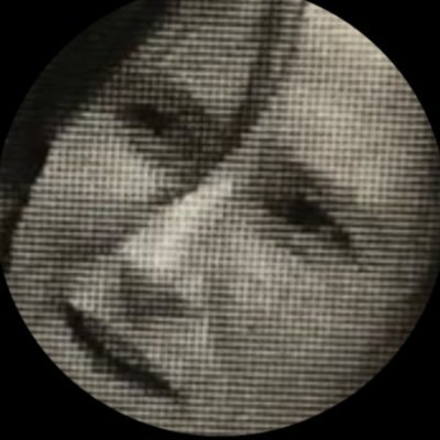 Ik ben geen mensenmens. Rancuneuze edeltrol. Rapporteerfreule. Graftakkenbarones. Met een gebroken hart kun je gewoon doorleven. Enjoy X! #TeamVeenlijk