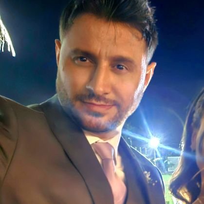 RoneyrXavier's profile picture. história,  arqueologia , ciências em geral ,isso é meu hobby