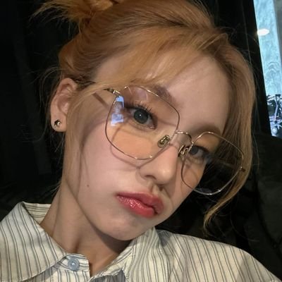 w3njun_hui's profile picture. shu porang porang linos ☝🏽☝🏽