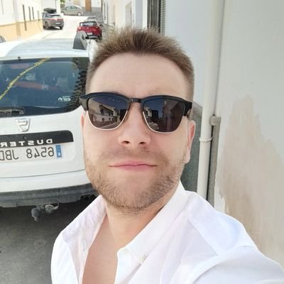 Pettersito28's profile picture. Granaino aburrido que pasaba por aquí 

Farmacéutico 💊

https://t.co/nRh9eUeFdH
