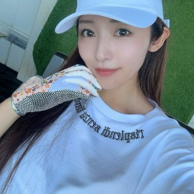 ゴルフや大自然が好きな女性です!⛳😊
美食や旅行も生活に欠かせない大切なものです✨
同じ趣味の友達ともっとゴルフの楽しさを共有できるのを楽しみにしています!⛳🙇♀️