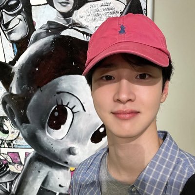 bomsvoice's profile picture. retired bomshell - woodz