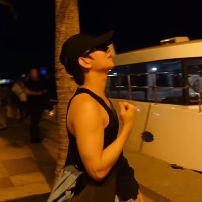 yh_jsjh's profile picture. 