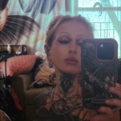 🦋 Tatted Vampire 🦋 25YO 🦋 SOLO/CUSTOMS🦋 $20 unblock fee 🦋 DM FOR PURCHASES ONLY Cashapp - $inkimp