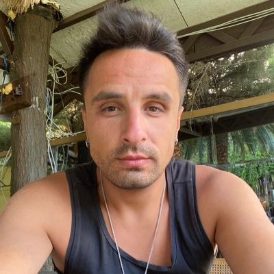 muradenkler's profile picture. insan sevmiyorum