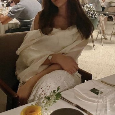 ell1iil's profile picture. 