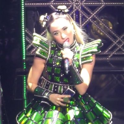 AgathaRioKiss's profile picture. I like musicals idk what else to say