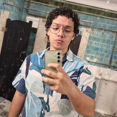a_c0smic_lover's profile picture. ☆What the fuck are perfect places, anyway? 📍                
♡your mom called, I told her, you're fucking up big time
♤'Cause baby, I could build a castle 📍