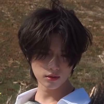sieunglow's profile picture. 「 ✦ #txt #stayc fan account ✦ 」